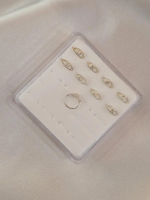 پیرسینگ بینی نقره نگین دار کد 240529