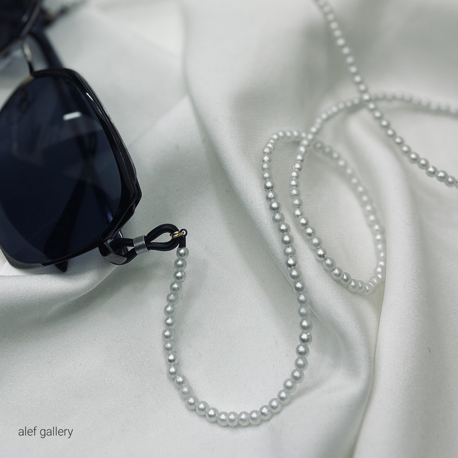 بند عینک مروارید از برند اونیکس || خرید انلاین