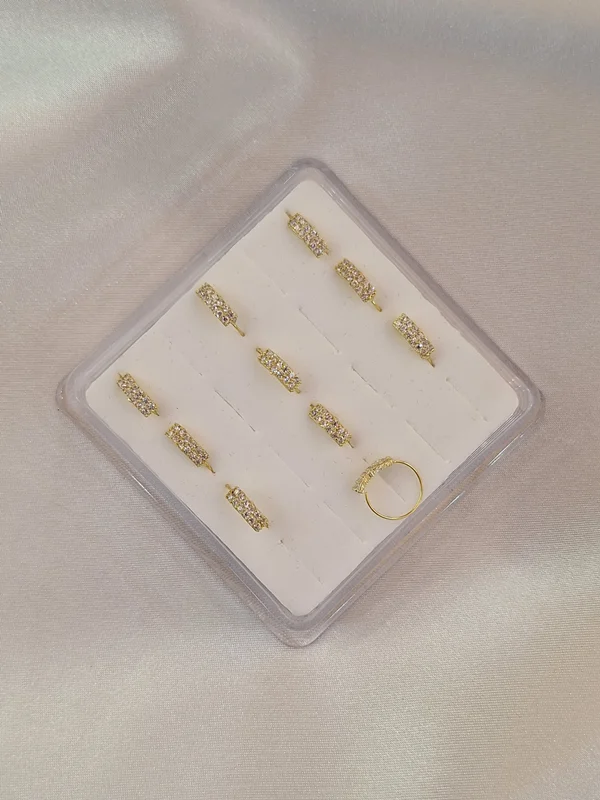 پیرسینگ بینی نگین دار کد 240517