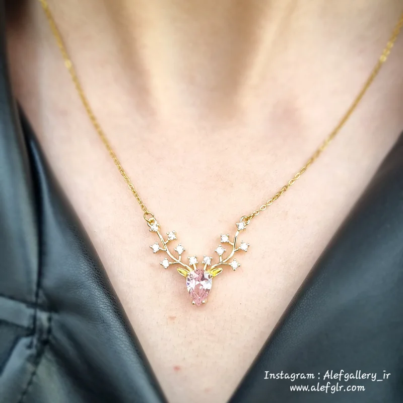 گردنبند شاخ گوزن نگین صورتی کد 250063