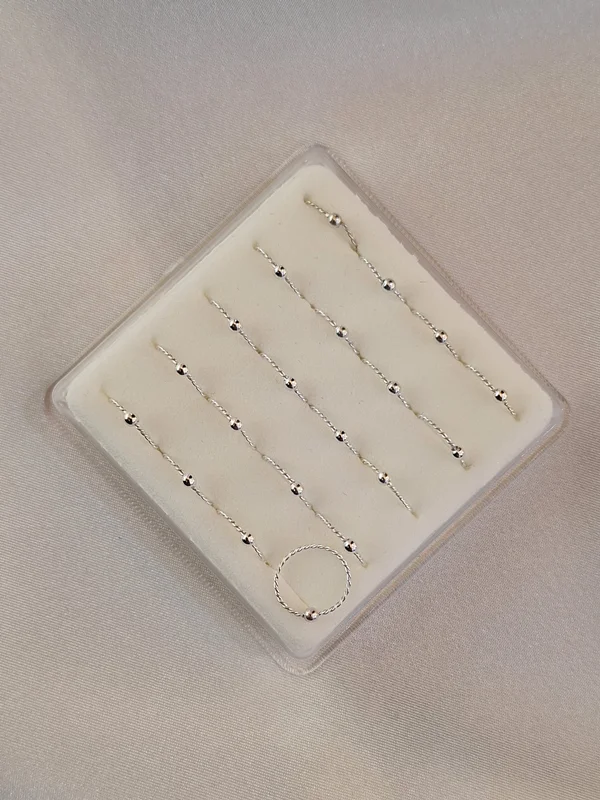 پیرسینگ بینی حلقه ای نقره شیار دار توپی کد 240536