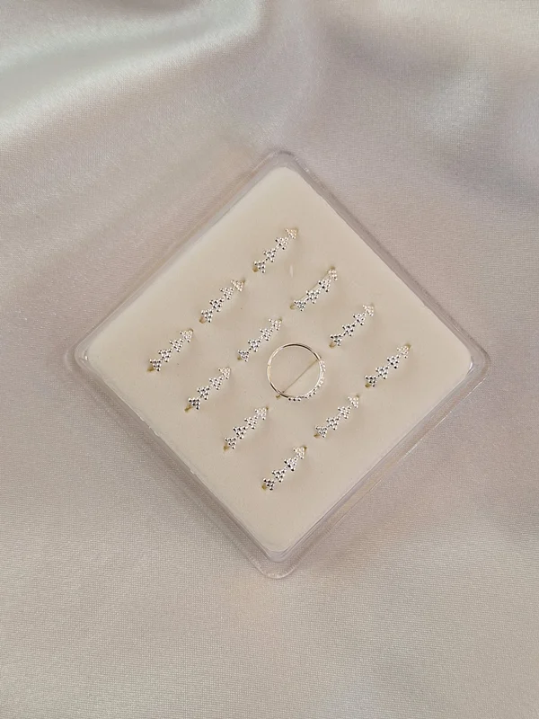 پیرسینگ بینی حلقه ای نقره مثلث کد 240519