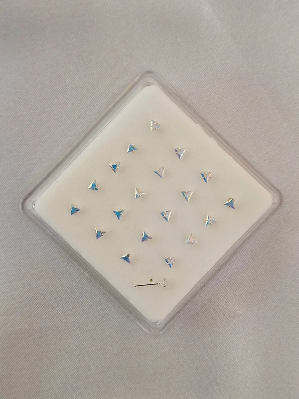 پیرسینگ بینی مثلث نقره کد 240609