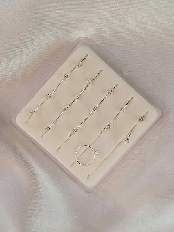 پیرسینگ بینی حلقهای ستاره کد 240512