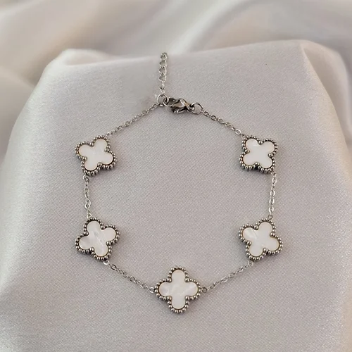 دستبند ونکلیف نقره ای