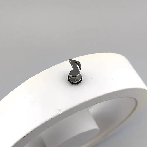 پیرسینگ گوش نت موسیقی