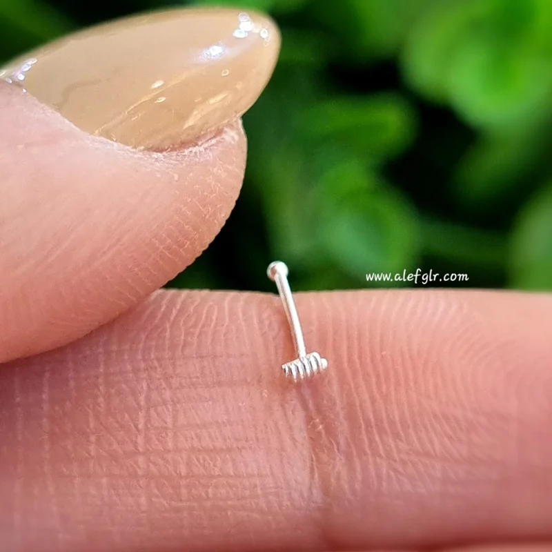 پیرسینگ بینی نقره طرح فنر کد 240656